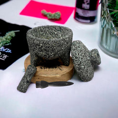 Grinder Molcajete Moledor de Hierbas de Piera Volcánica Con Charola de Madera para Rolar